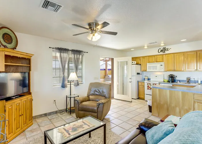 Mtn-view Casita W/ Rooftop Deck & Patio In Yuma! Apartment *